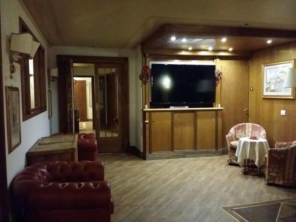 Posta Hotel 3*